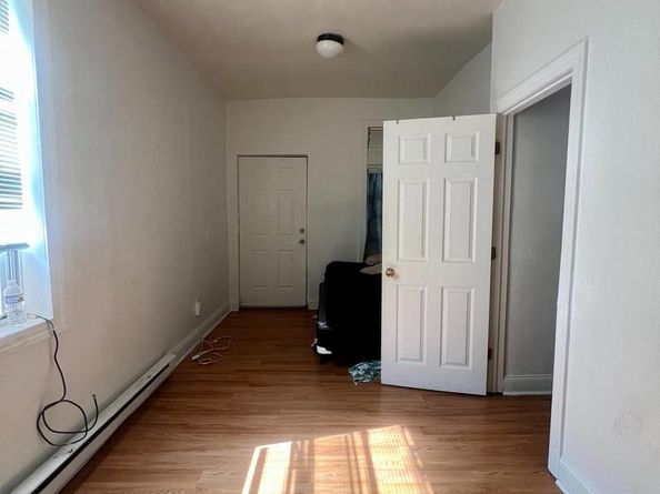 513 E Brinton Street, Philadelphia PA 19144