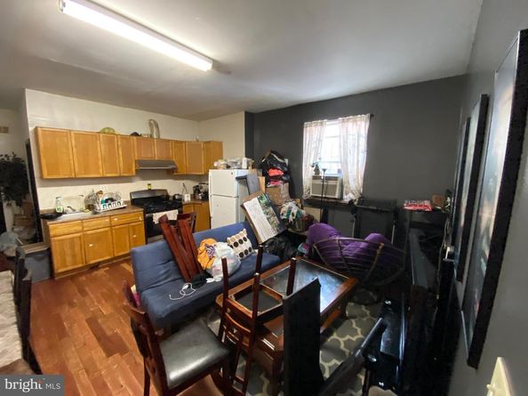 1314 S 6TH Street, Philadelphia PA 19147