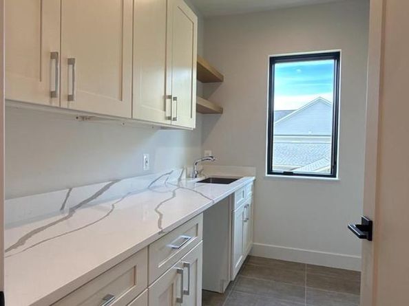 6816 Dean Drive, Mclean VA 22101