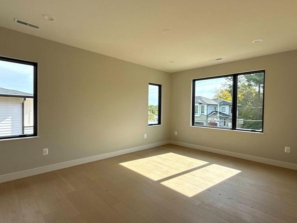 6816 Dean Drive, Mclean VA 22101