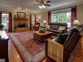 2036 Silverwood Drive, Newtown PA 18940