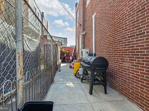 610 Rising Sun Avenue, Philadelphia PA 19140