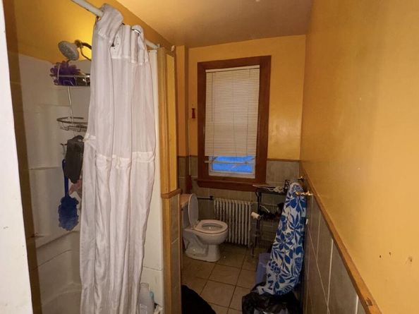 4721 A Street, Philadelphia PA 19120