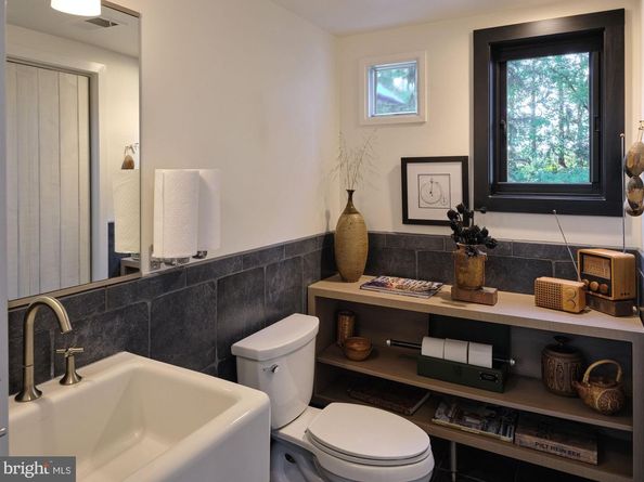5828 Stoney Hill Road, New Hope PA 18938