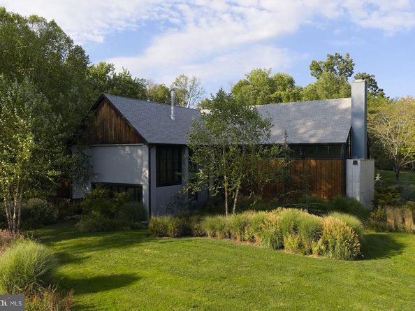 5828 Stoney Hill Road, New Hope PA 18938