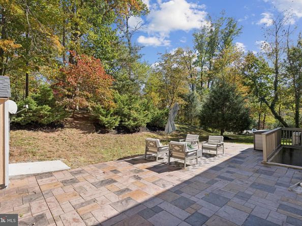 3333 Slade Run Drive, Falls Church VA 22042