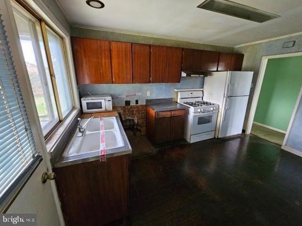 503 W Pine Street, Feasterville Trevose PA 19053