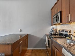1201 Fitzwater Street 211, Philadelphia PA 19147