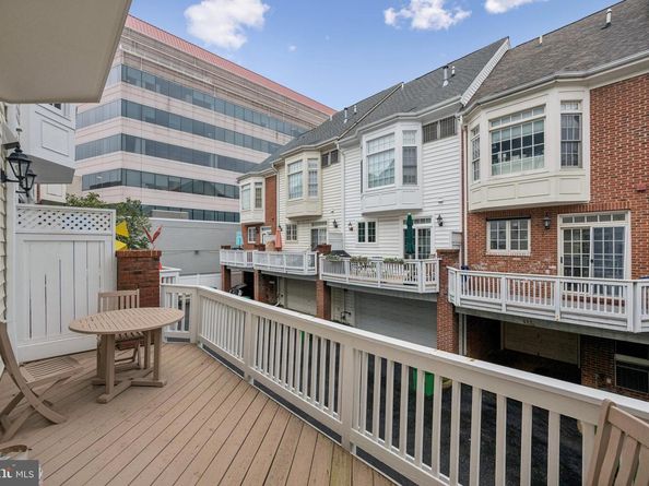 5328 43rd Street NW, Washington DC 20015