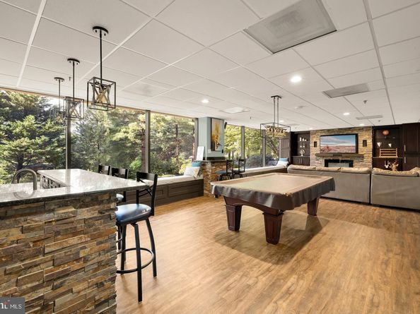 3800 Powell Lane 1207, Falls Church VA 22041