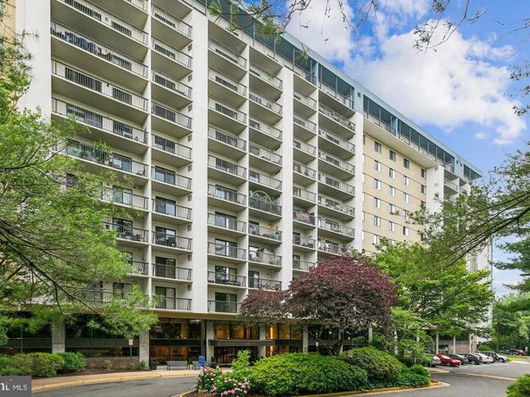 3800 Powell Lane 1207, Falls Church VA 22041