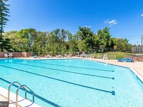 3800 Powell Lane 1207, Falls Church VA 22041