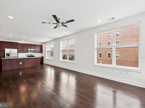 600 S 24TH Street 203, Philadelphia PA 19146