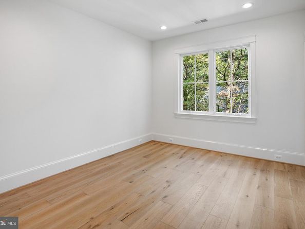 502 N Jackson Street, Arlington VA 22201