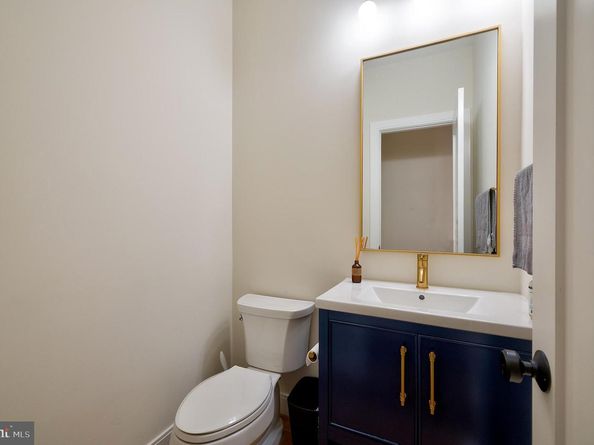 1817 Lamont Street NW 1, Washington DC 20010