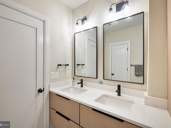 1817 Lamont Street NW 1, Washington DC 20010