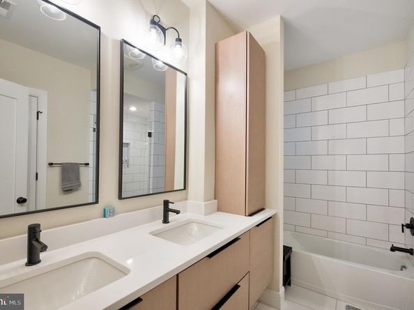 1817 Lamont Street NW 1, Washington DC 20010