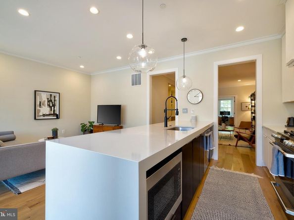 1817 Lamont Street NW 1, Washington DC 20010