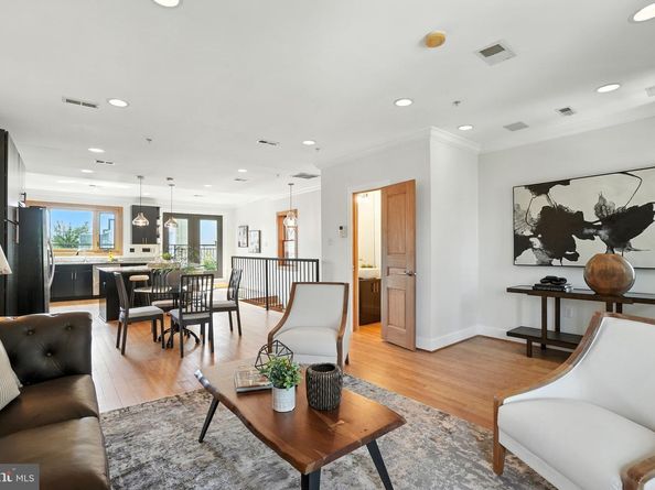 1032 Lamont Street NW B, Washington DC 20010