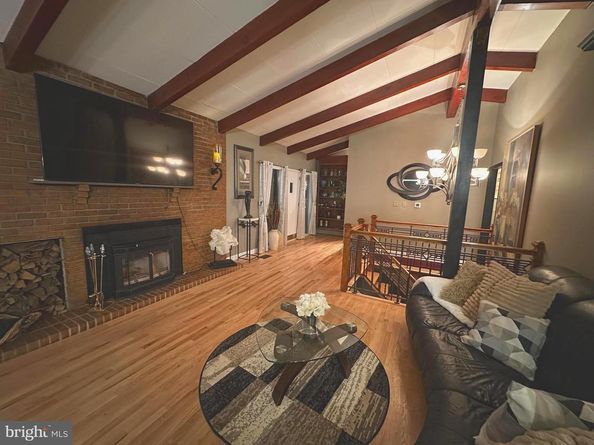 6 Rolling Hills Drive, Southampton PA 18966