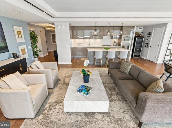 1781 N Pierce Street 1201, Arlington VA 22209