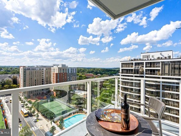 1781 N Pierce Street 1201, Arlington VA 22209