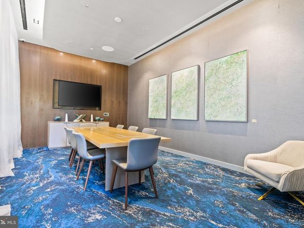 1781 N Pierce Street 1201, Arlington VA 22209