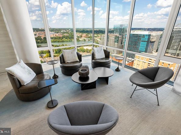 1781 N Pierce Street 1201, Arlington VA 22209