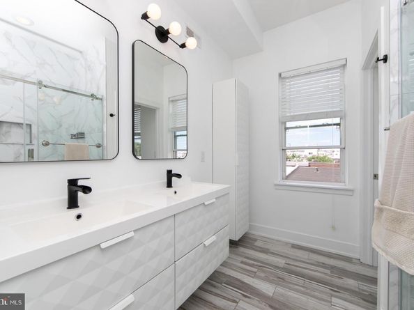 419 Emily Street, Philadelphia PA 19148