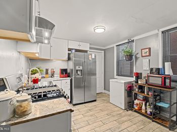 1424 Sellers Street