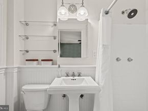4452 Q Street NW, Washington DC 20007
