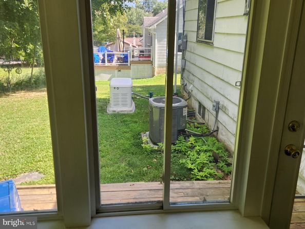1881 Walnut Lane, Warrington PA 18976