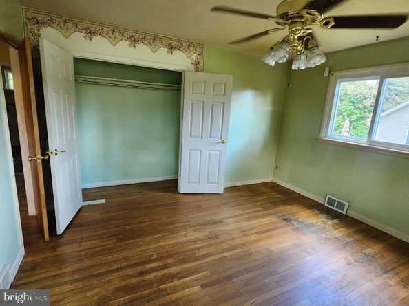 1881 Walnut Lane, Warrington PA 18976