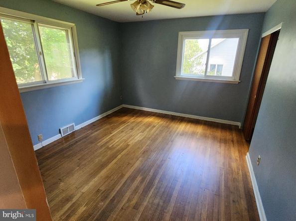 1881 Walnut Lane, Warrington PA 18976