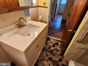1881 Walnut Lane, Warrington PA 18976