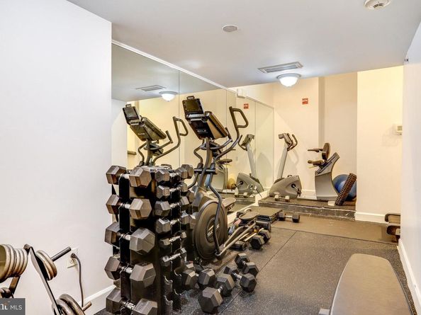 150 V Street NW V402, Washington DC 20001