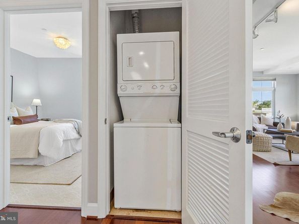 150 V Street NW V402, Washington DC 20001