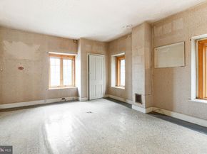 6948 Hegerman Street, Philadelphia PA 19135