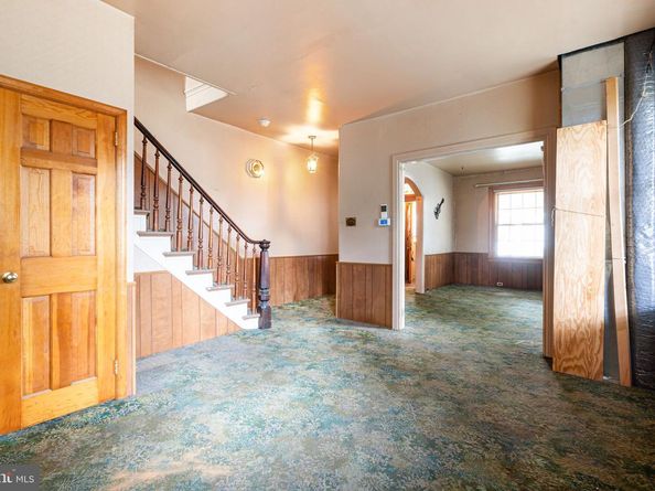 6948 Hegerman Street, Philadelphia PA 19135