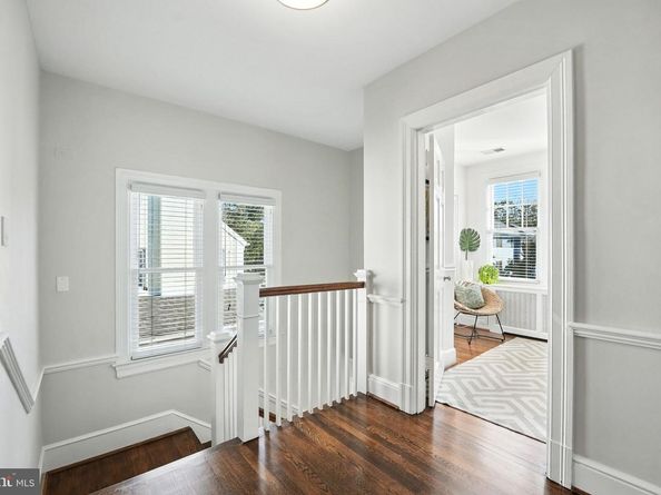 1610 N Danville Street, Arlington VA 22201