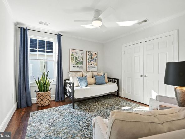 1610 N Danville Street, Arlington VA 22201
