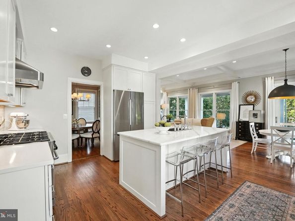 1610 N Danville Street, Arlington VA 22201