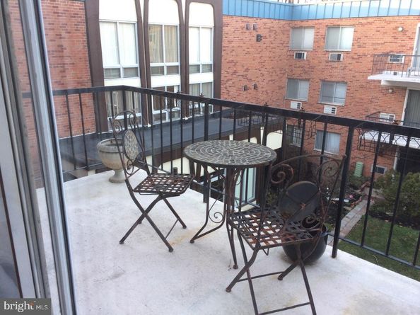 120 N Bethlehem Pike 301A, Fort Washington PA 19034