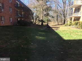 120 N Bethlehem Pike 301A, Fort Washington PA 19034
