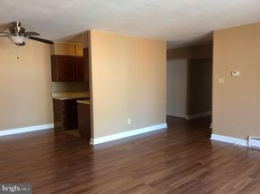 120 N Bethlehem Pike 301A, Fort Washington PA 19034