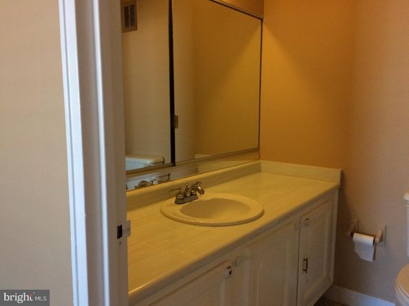 120 N Bethlehem Pike 301A, Fort Washington PA 19034