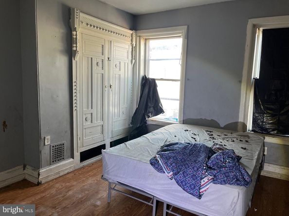 1346 W Seltzer Street, Philadelphia PA 19132