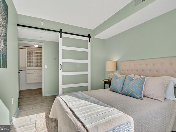 3835 9TH Street N 801E, Arlington VA 22203