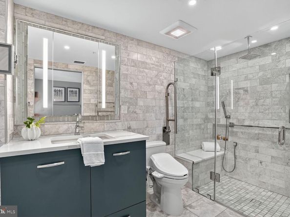 3835 9TH Street N 801E, Arlington VA 22203
