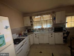 5748 Dunlap Street, Philadelphia PA 19131